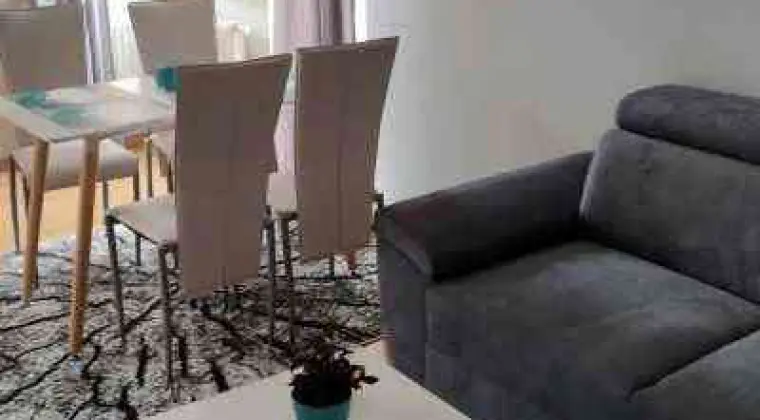Wynajmę mieszkanie- kawalerke 34 m2
