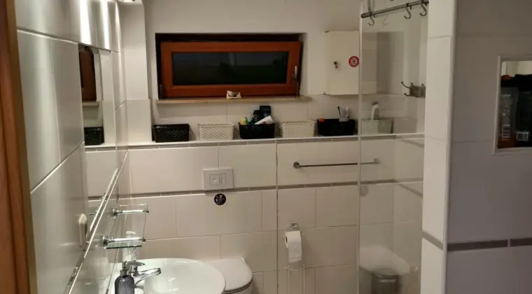 POKOJE Miejsca w pokojach