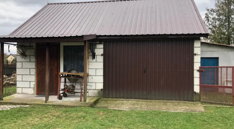Dom przy lesie z niskimi kosztami utrzymania, obniżona cena