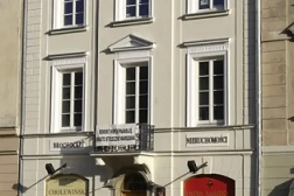 Docieplenie budynków, elewacje, docieplenia fundamentów, termoizolacje