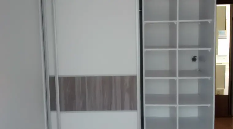 Montaż mebli z paczek np. IKEA, BRW, AGATA, Castorama.