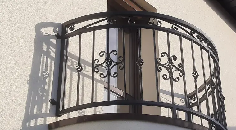 Bramy, Ogrodzenia, Balustrady Kute Oraz Nowoczesne