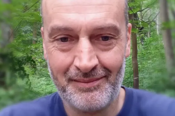 Na stałe.
