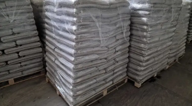 Pellet z łuski słonecznika 8mm workowany 15kg