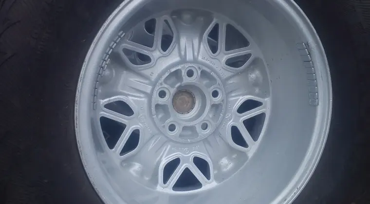 SPRZEDAM FELGI DO JEEPA 15 CALI ROZSTAW SRÓB 5X114.3 STAN JAK NOWE - GDANSK