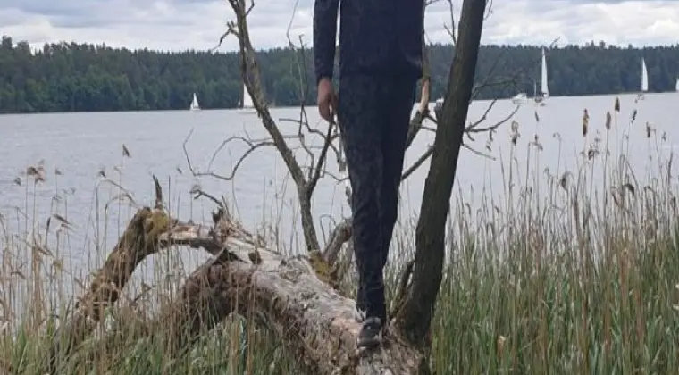 Randka - dziewczyna poszukiwana