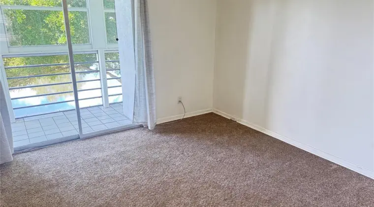 Rented by owner - no fees.