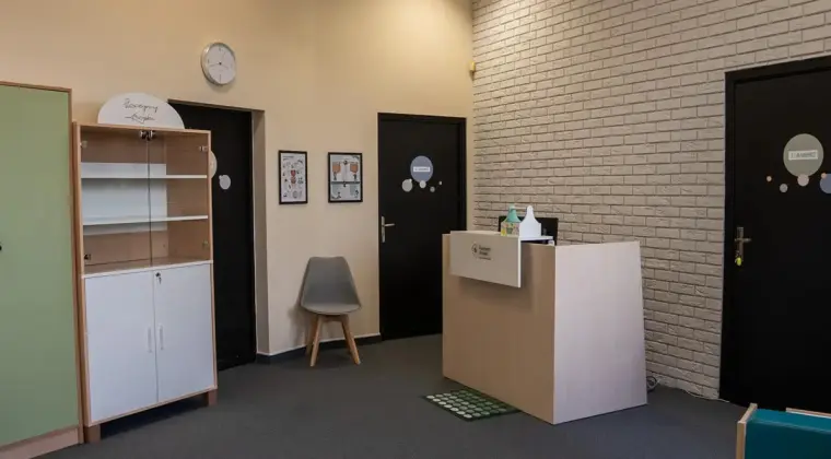 Logopeda dziecięcy, zajęcia TUS, integracja sensoryczna, psycholog, neuroflow - Łączymy Kropki