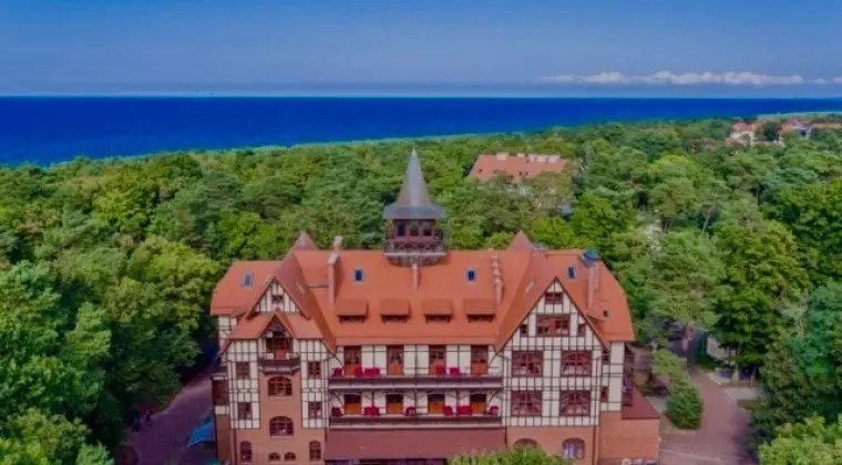 Kaiserhof-Cesarski Dwór KRYNICA MORSKA (400m od morza)