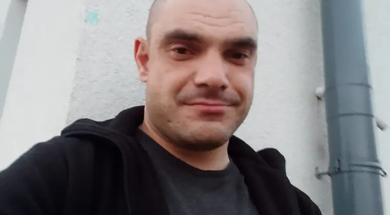 Poznam kobietę (wierna.szczera. Nie pijąca alkoholu,z poczuciem humoru) są tu takie..?