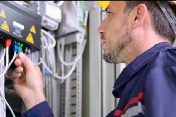 Poszukujemy osób na stanowisko TECHNIK KABLOWY 