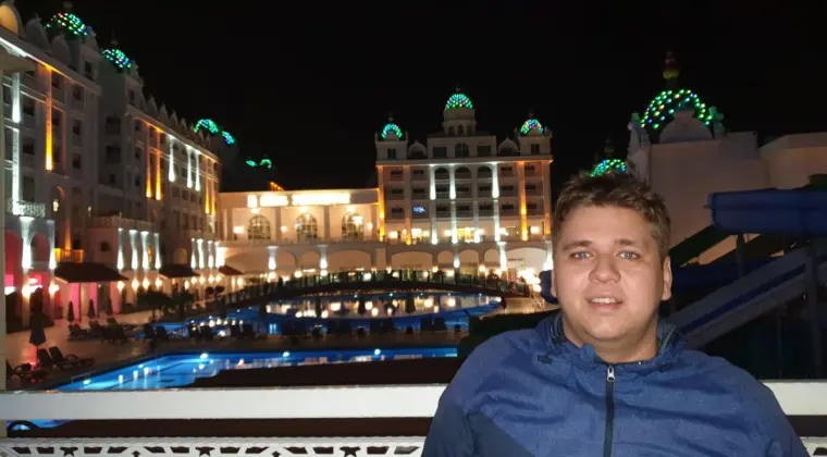 25 latek pozna dziewczynę na całe życie