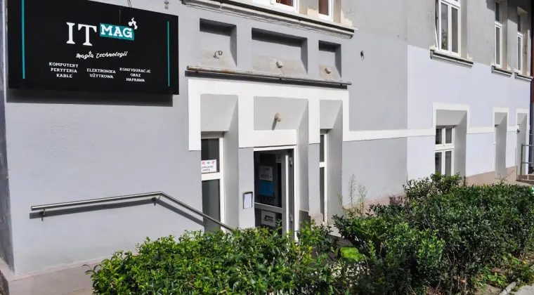 Serwis komputerów i smartfonów. Naprawa elektroniki. Diagnostyka, wdrożenia, szkolenia.