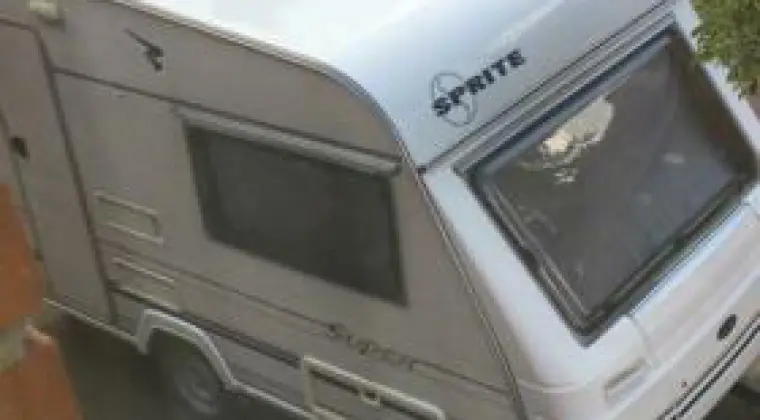Sprzedam przyczepę angielską marki SPRITE 390