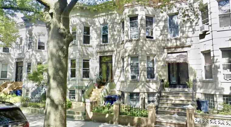 Mieszkanie do wynajęcia w doskonałej lokalizacji - Ridgewood, Queens (11385)