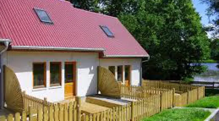 Noclegi nad jeziorem