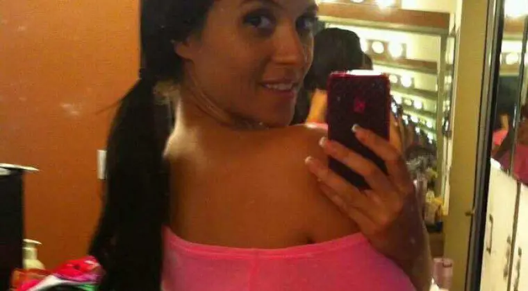 Dojrzała kobieta szuka mężczyzny po 40-stce w celu miłości.