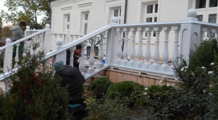 Rozpocznij Biznes z Tralkami i Balustradami – Unikalna Oferta!