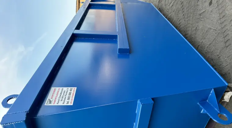 Kontener typu mulda 7 m3, bramowiec, kontener na gruz.