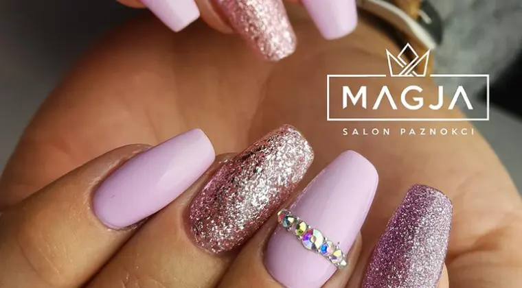 Manicure hybrydowy, paznokcie żelowe, pedicure, MAGJA Kraków Centrum.