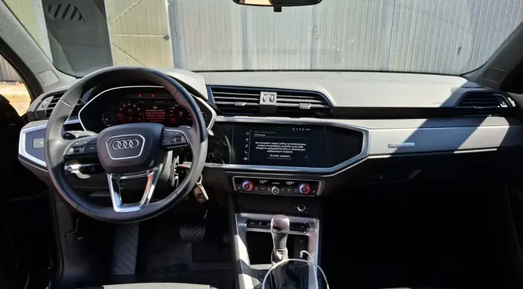 Audi Q3 z 2022 roku w wersji S-line