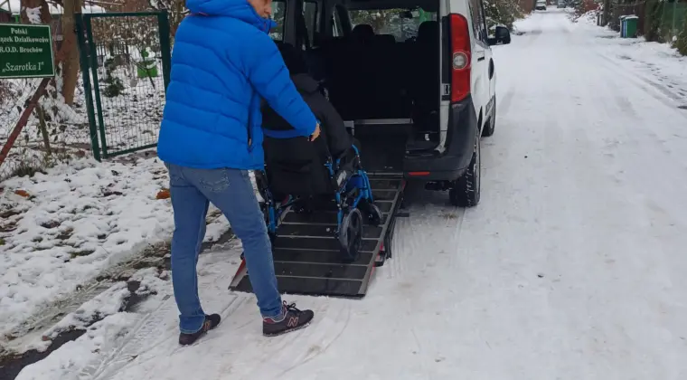 Przewóz Niepełnosprawnych Osób Transport Taxi Wrocław
