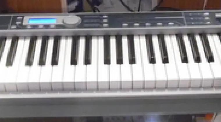 STUDIOLOGIC VMK 88 Plus – KLAWIATURA STERUJĄCA MIDI / USB