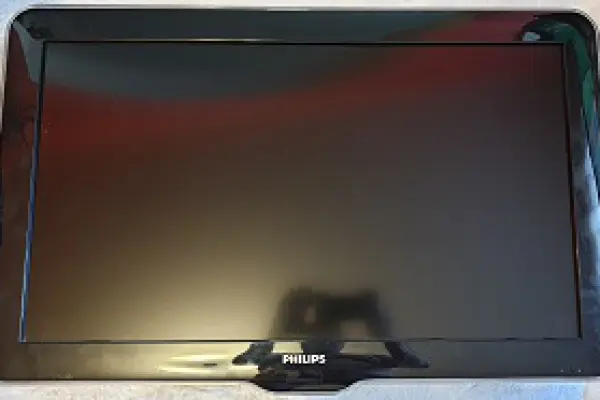 Hotelowy TV Philips 32 cali bez nogi