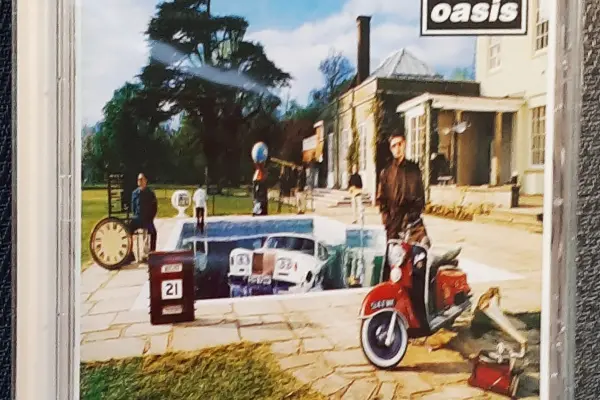 Polecam Album CD Zespołu OASIS - Album - BE HERE NOW