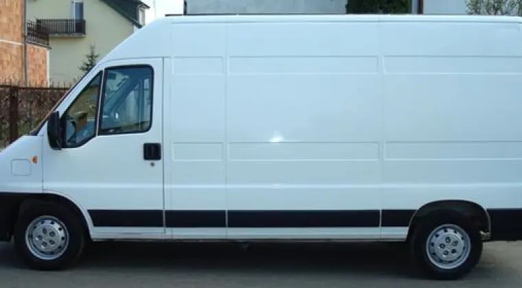 Wywozimy do utylizacji niepotrzebne meble i graty z mieszkań, piwnic,