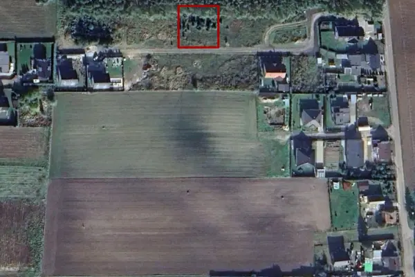 Działka przy lesie - 695m2