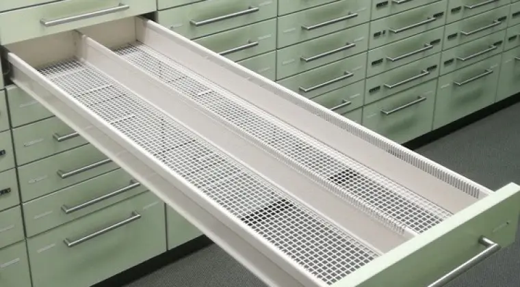 Meble apteczne-magazynowe szuflady głębokiego składowaia sprzedam