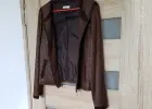 ŻAKIET brązowy, cieniutki zamsz, oryginalne wstawki, suwak, rozm. M/L - 25 zł.
