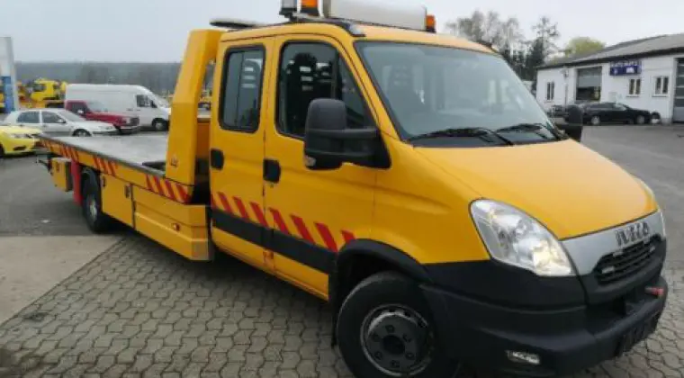 pomoc drogowa krzeszowice laweta holowanie 24/h