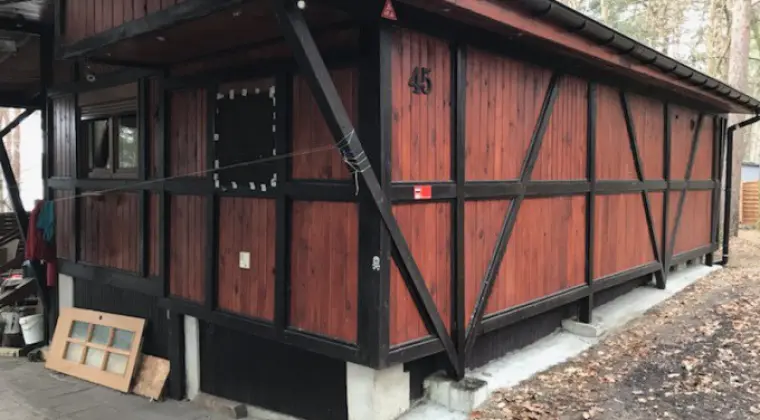 Domek całoroczny nad brzegiem jeziora