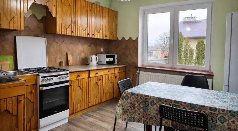 Hostel Arkobaleno – idealny przystanek przed Warszawą (Marki, trasa S8)