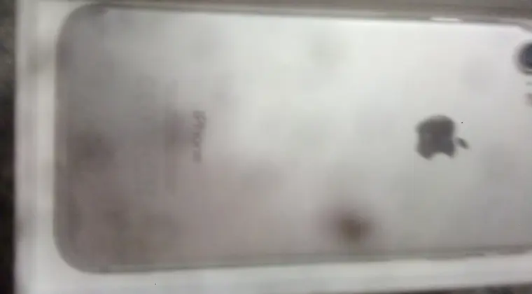 Sprzedam uszkodzony telefon apple 7