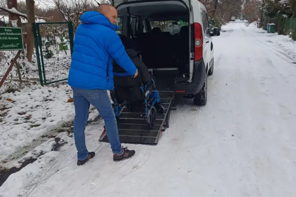 Przewóz Niepełnosprawnych Osób Transport Taxi Wrocław