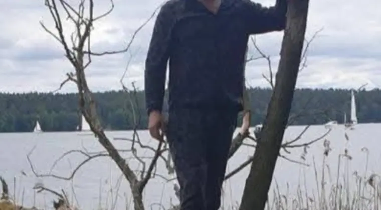 Randka - dziewczyna poszukiwana