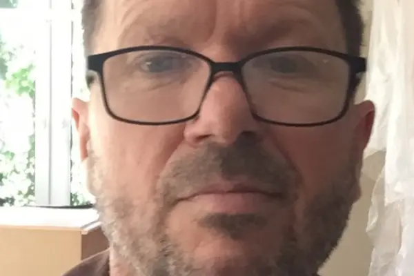 ja, 55 lat , niezależny, poznam panią 
