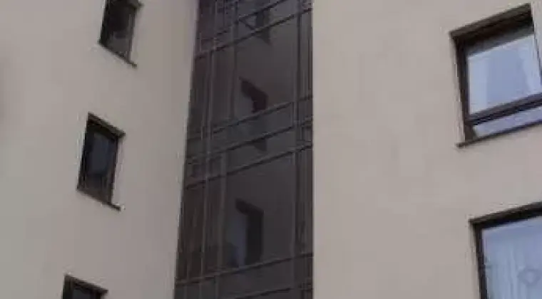 Mycie dużych powierzchni szklanych