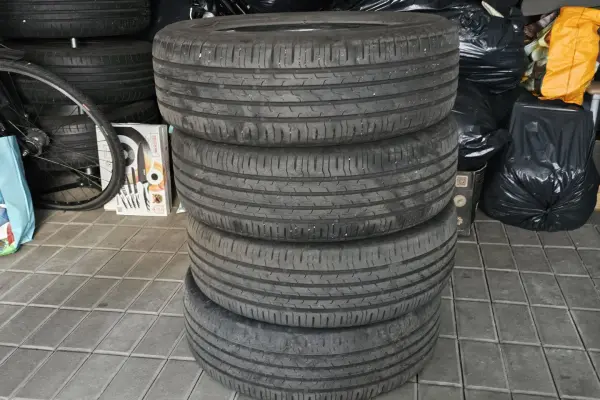 Sprzedam opony letnie firmy Continental 205/60/ R 16