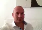 Fajną otwartą dziewczynę taką do tanca i różanca