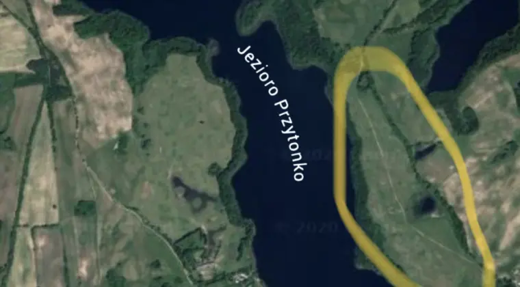 Sprzedam działki nad jeziorem
