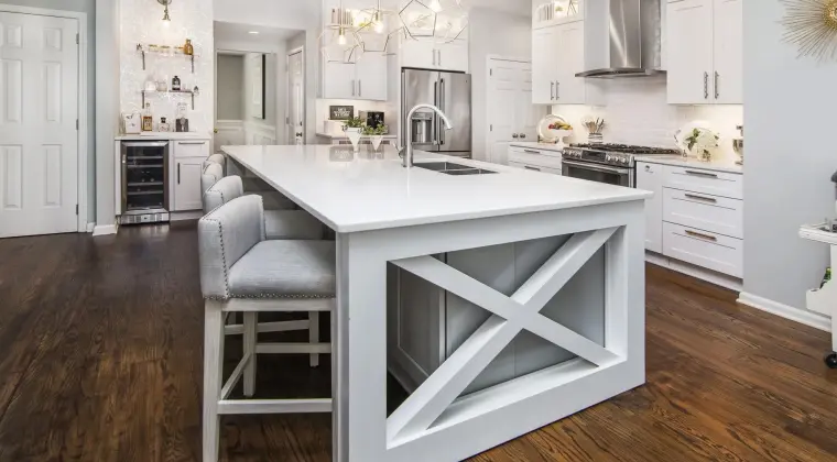 Solid Wood Kitchen Cabinets and High-Quality Countertops | Chicago