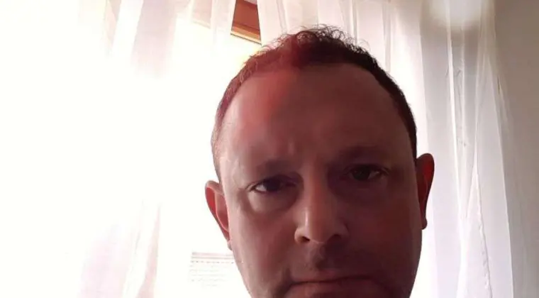 Dojrzały, uprzejmy, samodzielny, inteligentny i samotny przystojny mężczyzna pozna Panią do wspólnego spędzenia życia.