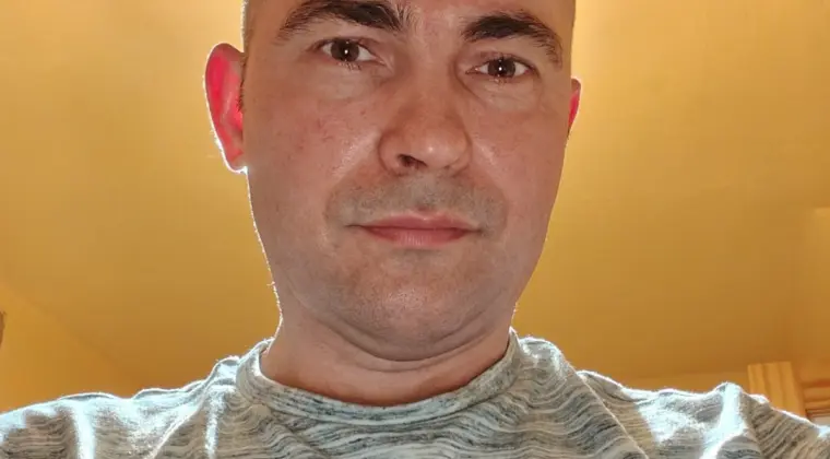 Zadbany 44 latek pozna kobiete do 40 -stki