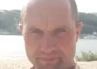 Ich suche eine Frau, ich bin 42.