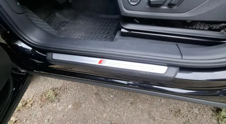 Audi Q3 z 2022 roku w wersji S-line