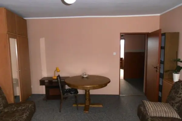 Dwupokojowe  duże mieszkanie wolne od zaraz
